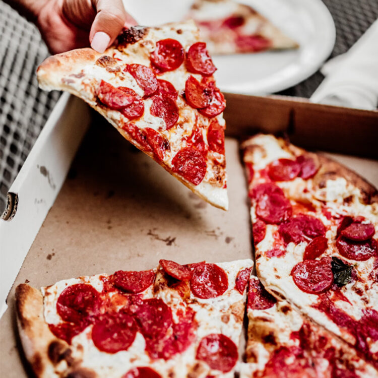 پیتزا مخصوص ویتا سایز بزرگ